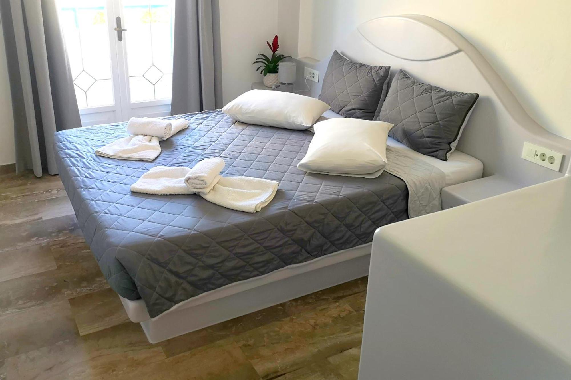 Hotel Zeus Kamári Chambre photo